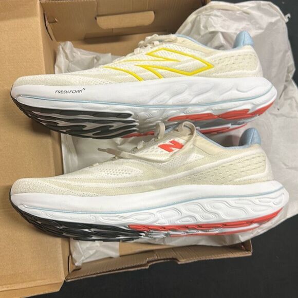 New New Balance Fresh Foam x Vongo v6 WVNGOCM6 13 Cream - Picture 4 of 6